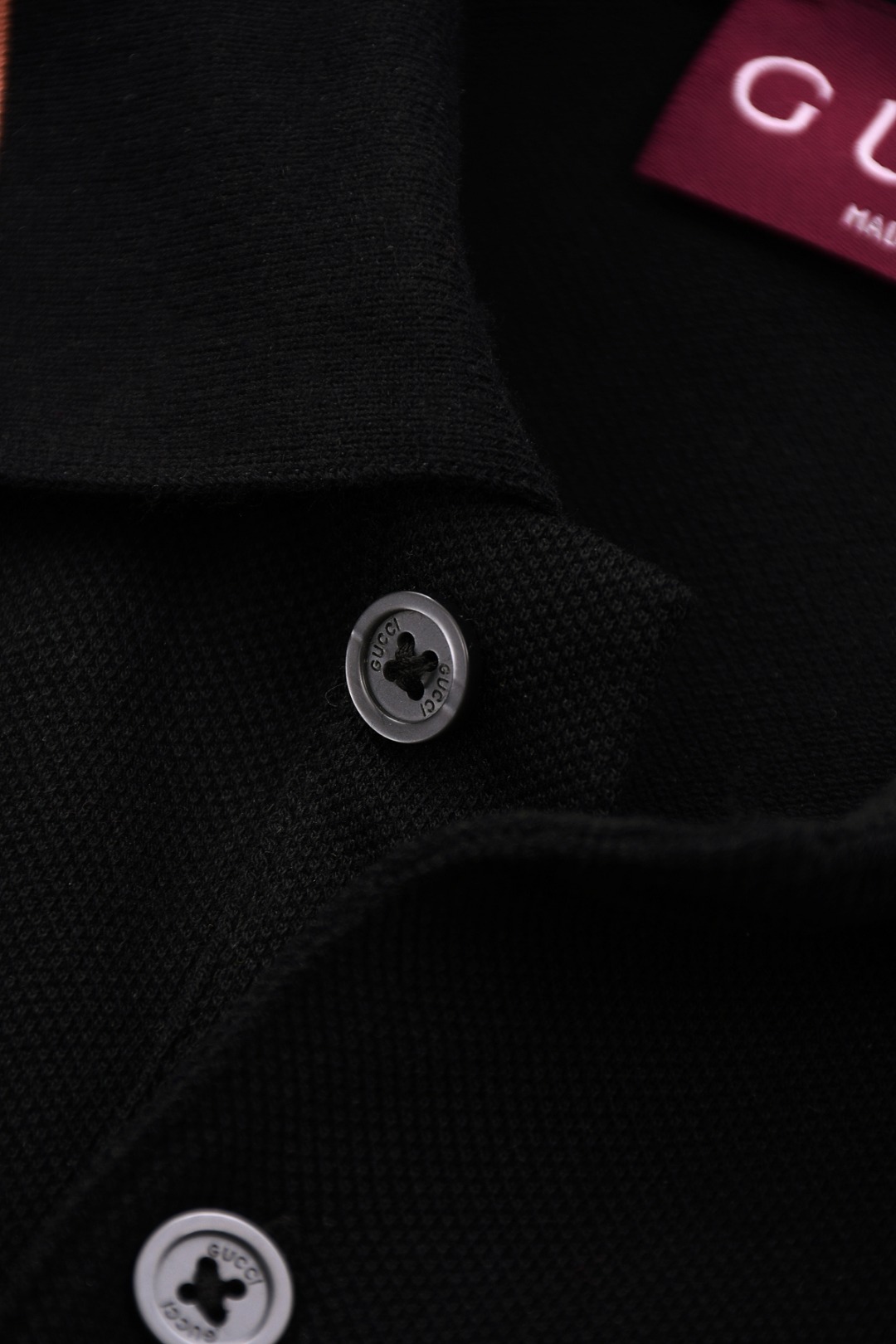 高仿衣服gucci古馳新款黑色翻領POLO衫
