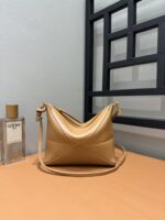 頂級LOEWE羅意威Puzzle Fold Pouch麻將包66005