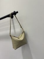 高仿LOEWE羅意威淺綠色Puzzle Fold Pouch麻將包66005