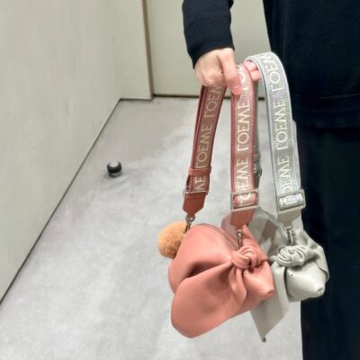 高仿LOEWE羅意威Bunny長耳兔子包
