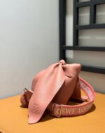 高仿LOEWE羅意威Bunny長耳兔子包