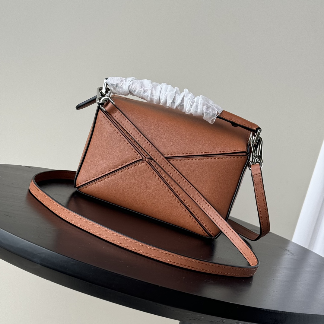 loewe202541402