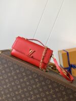 原單包包LV路易威登 M12405紅色Wallet On Chain Capucines手袋