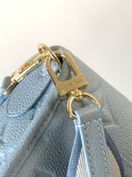 復刻LV路易威登M46846霧霾藍Diane手袋