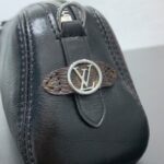 高仿LV路易威登M14544Pochette Vibe手袋