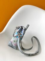 高仿LV路易威登M13095Nano Steamer挎包