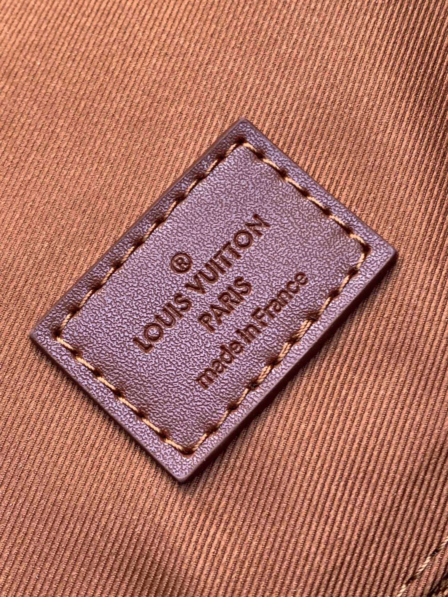 高仿LV路易威登M40654 CHRISTOPHER 雙肩包背包