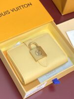 復刻錢包LV路易威登M12408淺黃色Portfoille Locky 短夾