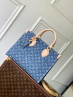 高仿LV路易威登 M46871 Onthego系列藍色丹寧牛仔布中號手袋