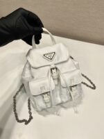 頂級PRADA普拉達白色迷你小背包BH029