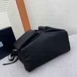 原單PRADA普拉達經典款黑色雙肩包背包2VZ108