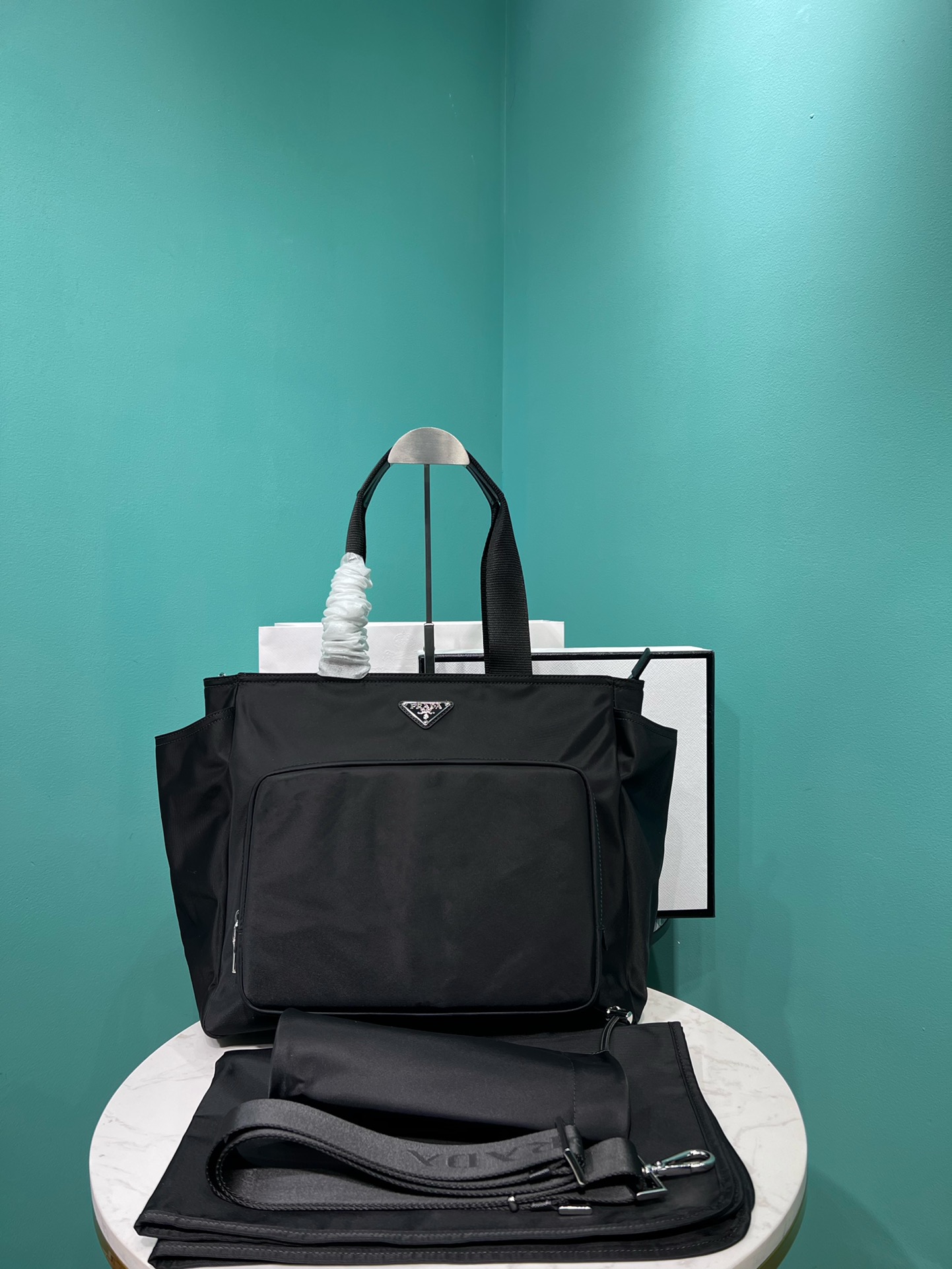 prada202541801 (1) 高仿A貨PRADA普拉達新款經典大容量托特包1BG102