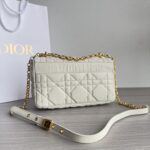Dior 迪奧復刻版 Caro 奶油白羊皮金扣鏈條包