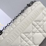 Dior 迪奧一比一 Caro 黑扣羊皮鏈條包