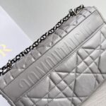 Dior 迪奧復刻版 Caro 灰銀羊皮鏈條包
