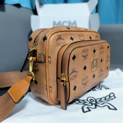 MCM Aren精品仿製 相機包 小號斜背包赵丽颖同款附官網同款包裝