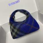 高仿精品burberry巴寶莉意大利針織格紋紫色飯盒包