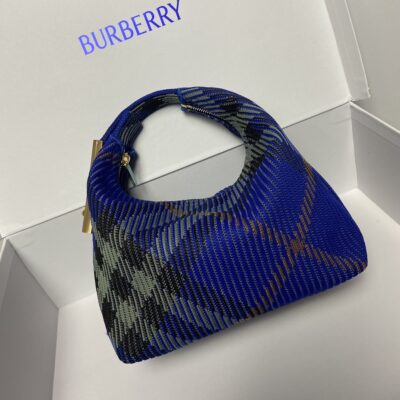 高仿精品burberry巴寶莉意大利針織格紋紫色飯盒包