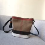 burberry巴寶莉高仿包包Canvas 格紋手袋