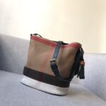 burberry巴寶莉高仿包包Canvas 格紋手袋