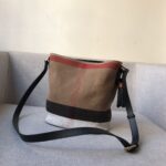 burberry巴寶莉高仿包包Canvas 格紋手袋