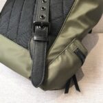 高仿網站burberry巴寶莉The Rucksack軍綠色軍旅男女通用背包