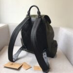 高仿網站burberry巴寶莉The Rucksack軍綠色軍旅男女通用背包