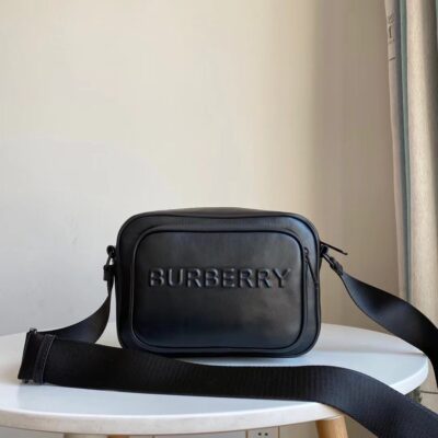 復刻burberry巴寶莉牛皮斜挎相機包
