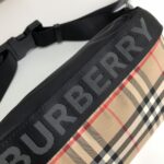 復刻burberry巴寶莉尼龍材質腰包