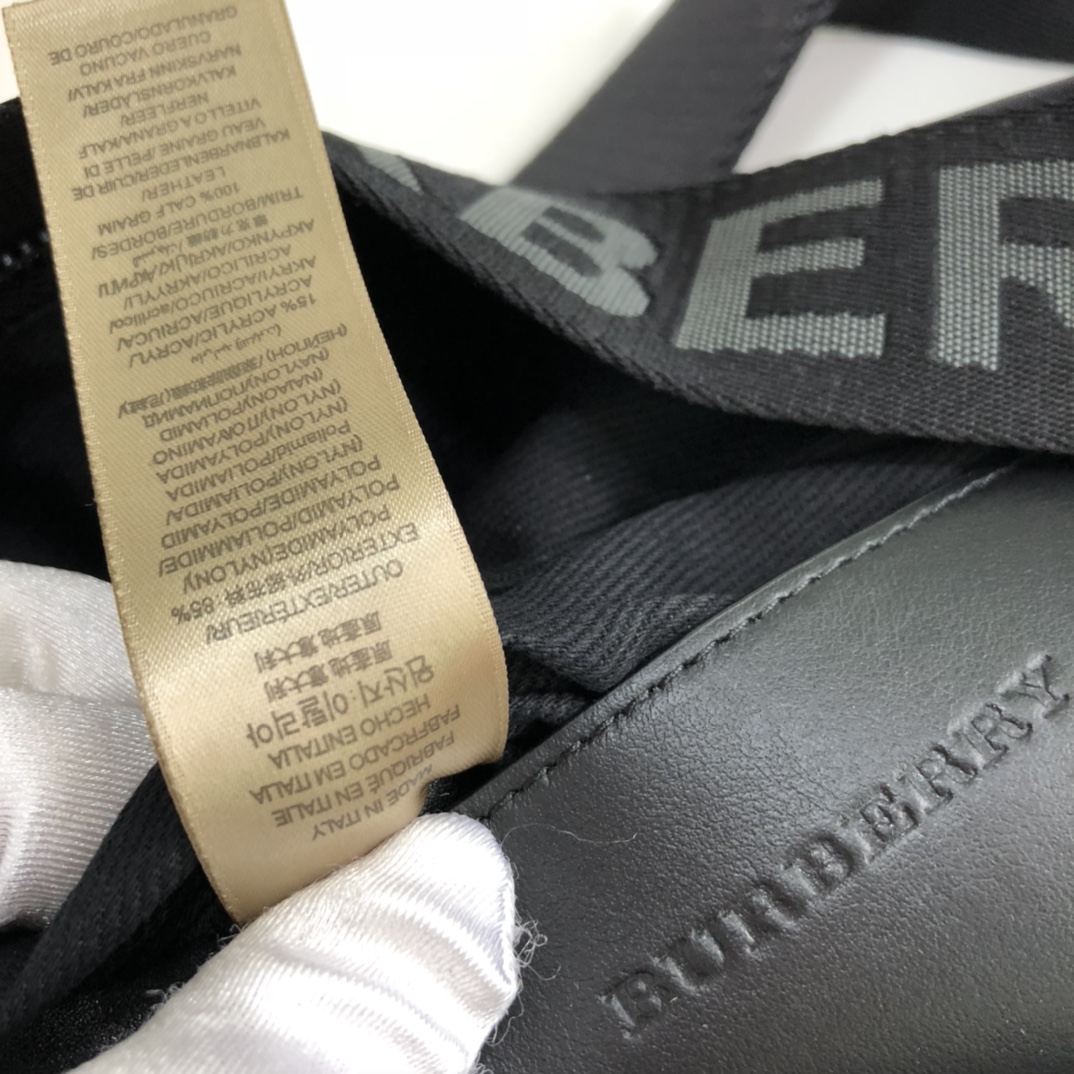 復刻burberry巴寶莉尼龍材質腰包