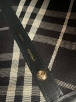 高仿網站burberry巴寶莉小號黑色格紋肩背包