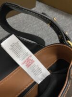 高仿burberry巴寶莉新款斜挎包