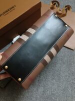 高仿burberry巴寶莉樺木棕格紋保齡球包
