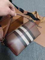 原單burberry巴寶莉經典樺木棕格紋手提挎包