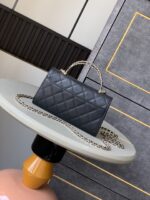 香奈兒 mini 手提包 黑色 菱格紋金鍊｜頂級原單 Chanel mini top handle