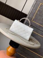 香奈兒 mini top handle 奶油白｜精品仿製 菱格手提鍊條包