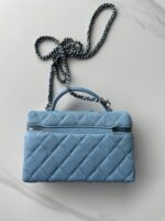 香奈兒 Vanity Case 牛仔冰藍｜高仿復刻 手提斜背兩用包