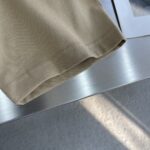 Burberry 經典格紋圓領T恤卡其色簡約百搭高仿精品原單短袖