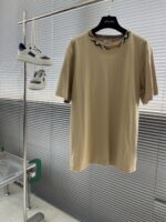 Burberry 經典格紋圓領T恤卡其色簡約百搭高仿精品原單短袖