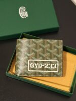 高仿錢包GOYARD戈雅綠色VICTOIRE短夾