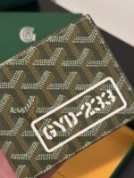 高仿錢包GOYARD戈雅綠色VICTOIRE短夾