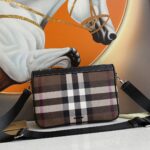 Burberry Vintage 格紋斜背包男女皆宜經典復古格80697871