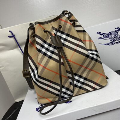 Burberry格紋束口水桶包復刻版一比一高仿女用肩背包