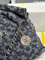 香奈兒 AS3261花卉刺繡印花垃圾袋中號肩背包可拆肩帶復古風高仿精品
