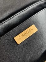 Chanel春夏黑金Kelly包復古金屬底釘設計高端復刻款