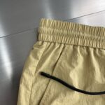 英倫休閒Burberry卡其色短褲簡約百搭精品高仿復刻一比一頂級