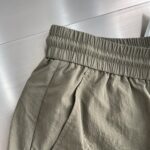 英倫休閒Burberry 軍綠色短褲簡約百搭精品高仿復刻一比一原單