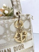 Dior 迪奧精品仿製 Mini Lady D-Lite 金白刺繡手提包