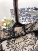 Dior 迪奧頂級原單 Book Tote 粉膚星座刺繡托特包