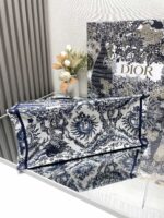 Dior 迪奧精品仿製 Book Tote 太陽星座刺繡托特包